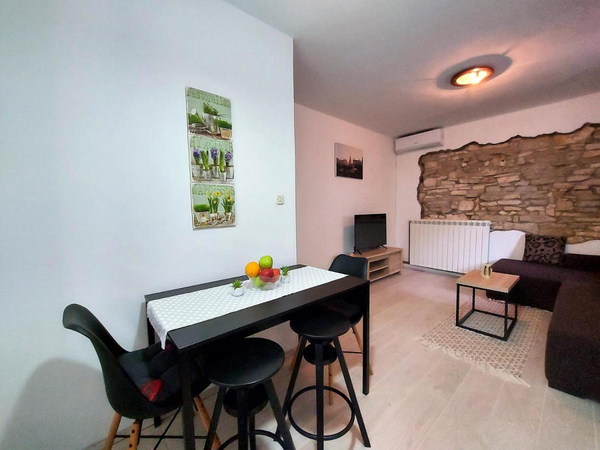 Marta Apartment *